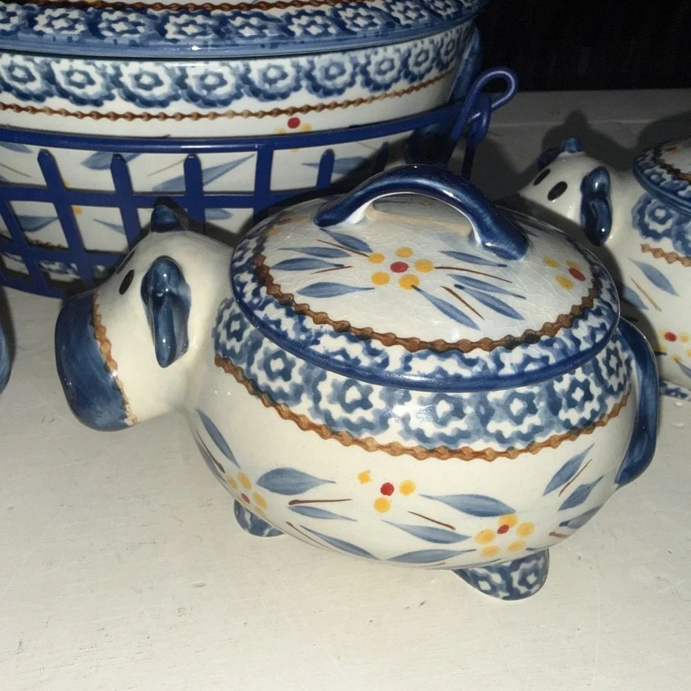 Temptations Ovenware Old World Blue Cow 2.5 qt Casserole & (4) 16 oz Ramekin Set